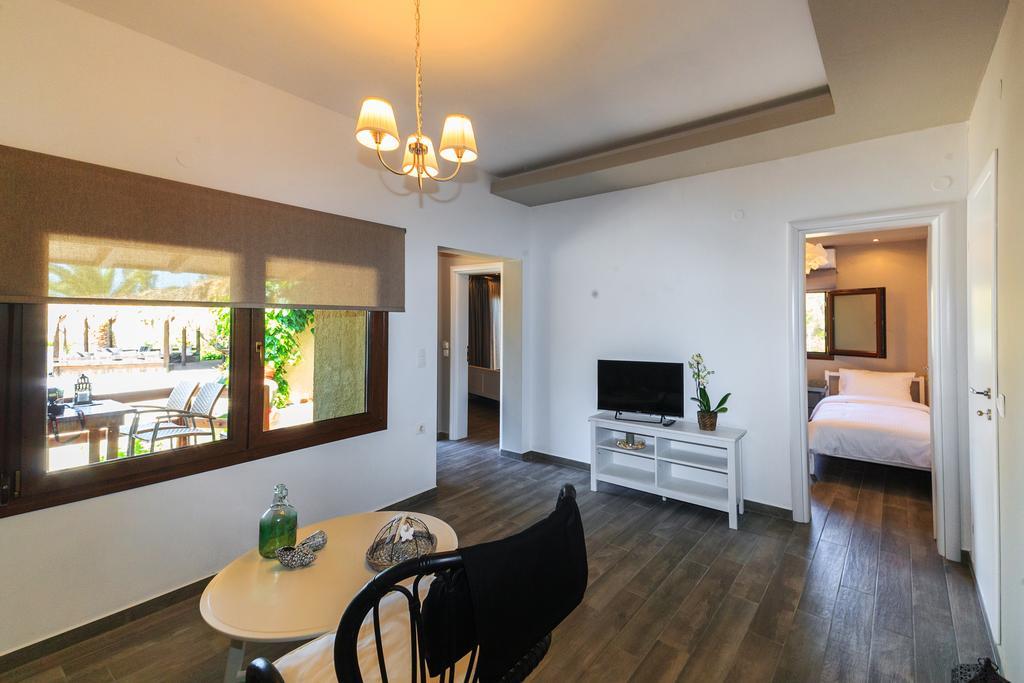 Kissos Apartments Вурвуру Екстериор снимка