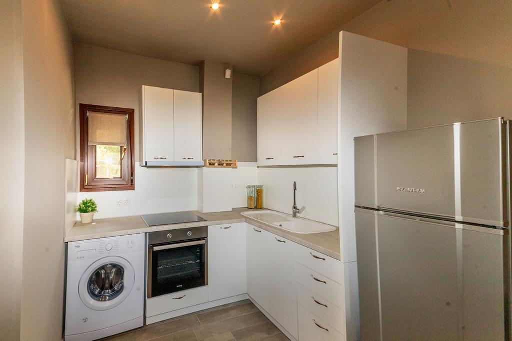 Kissos Apartments Вурвуру Екстериор снимка