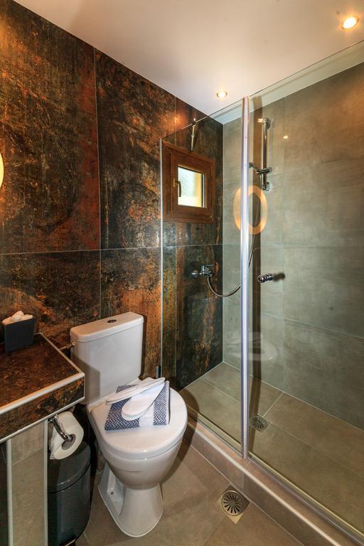 Kissos Apartments Вурвуру Екстериор снимка