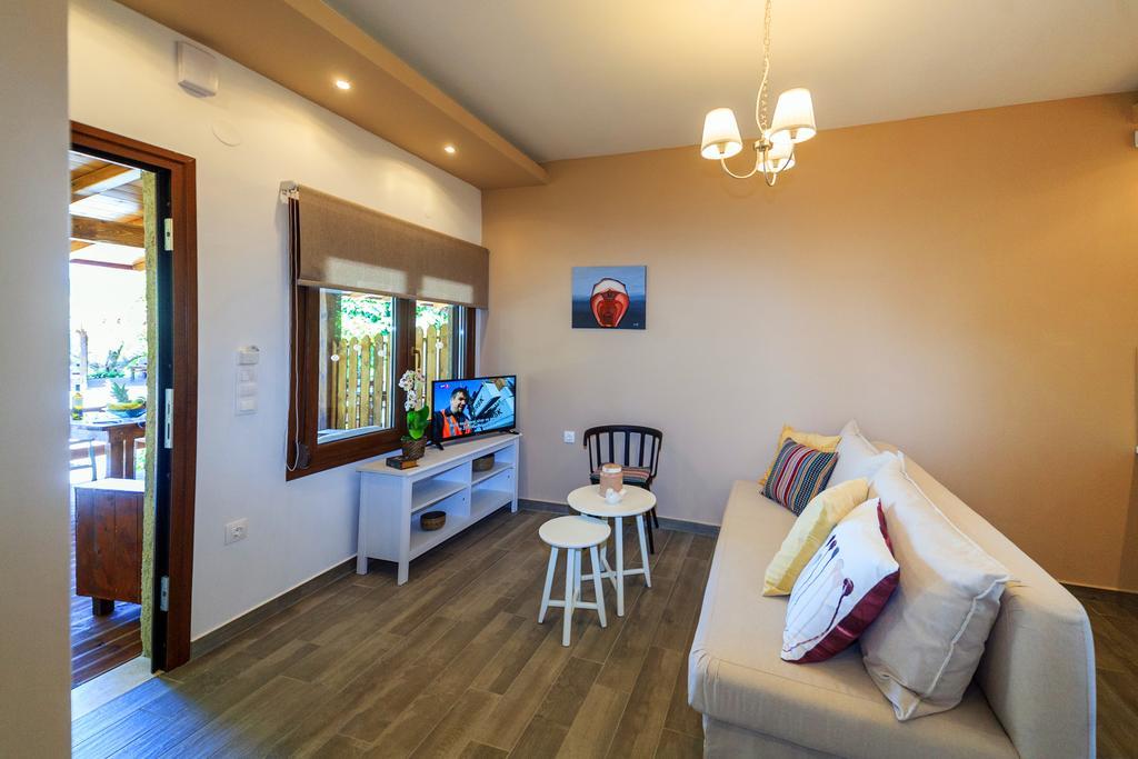 Kissos Apartments Вурвуру Екстериор снимка